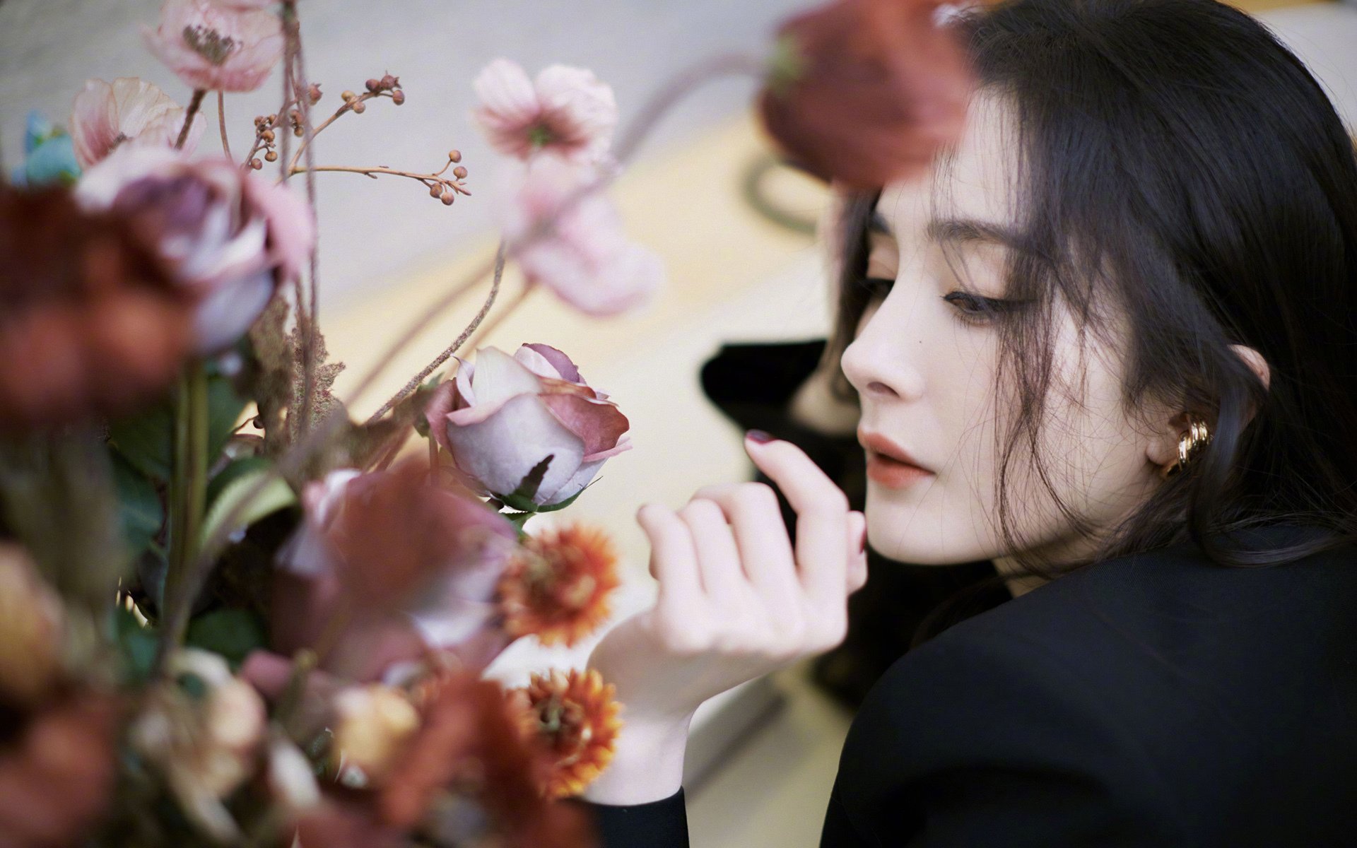 广东队外线防守延误策略限制对方组织效率,广东队外援最新消息