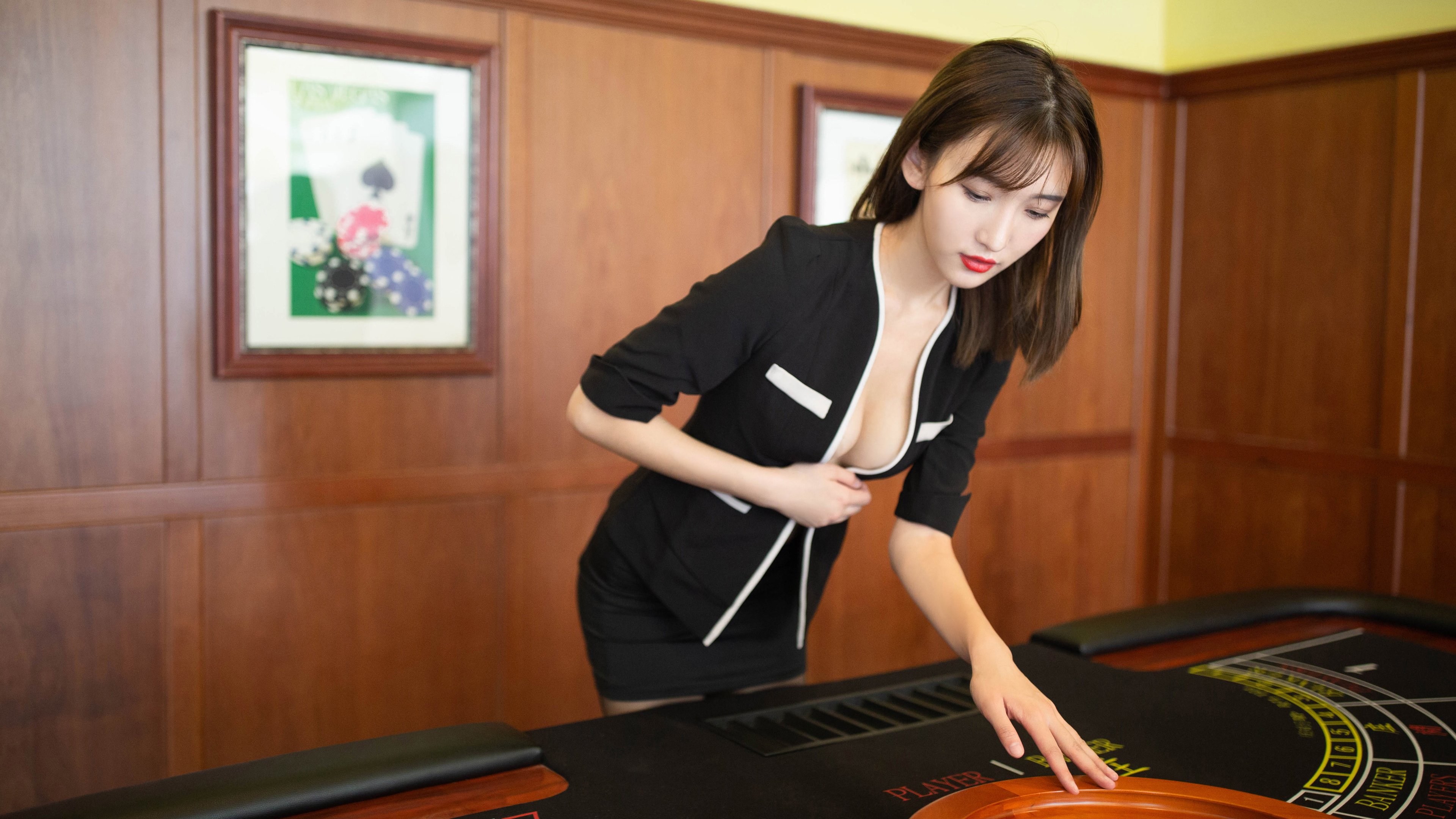 “亚戈·卡尔曼的精湛传球与强悍进攻,助阿根廷美洲狮队稳步提升”