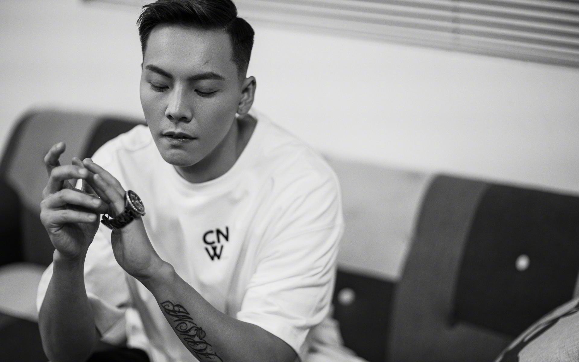 鹈鹕重演绝杀好戏英格拉姆终场压哨得手,鹈鹕计划为英格拉姆提供一份大合同